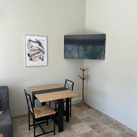 Gite La Maison Dans L'Olivette Oraison Exterior foto